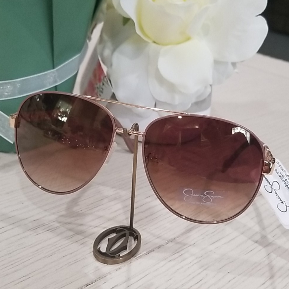 Jessica Simpson Sunglasses NWT - Picture 2 of 3